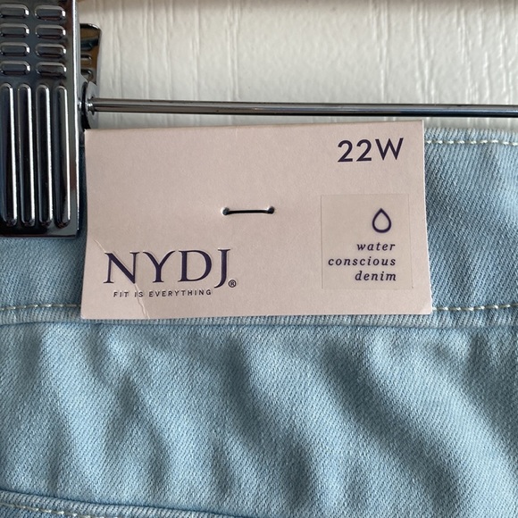 NYDJ - Valhalla Wide Leg Capri Pant with Fray Hem NWT - Picture 5 of 14